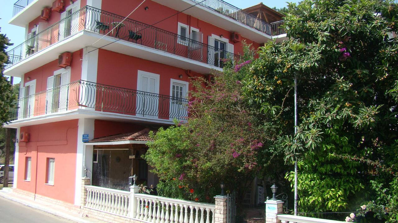 Dionisis Apartments Agia Efimia 外观 照片