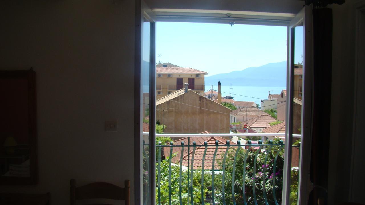 Dionisis Apartments Agia Efimia 外观 照片